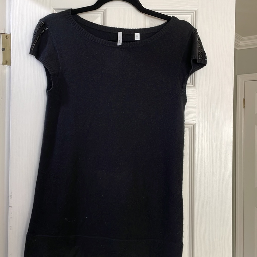 IISLI 100% black cashmere sleeveless sweater/ vest with beading. Size m - Picture 2 of 5
